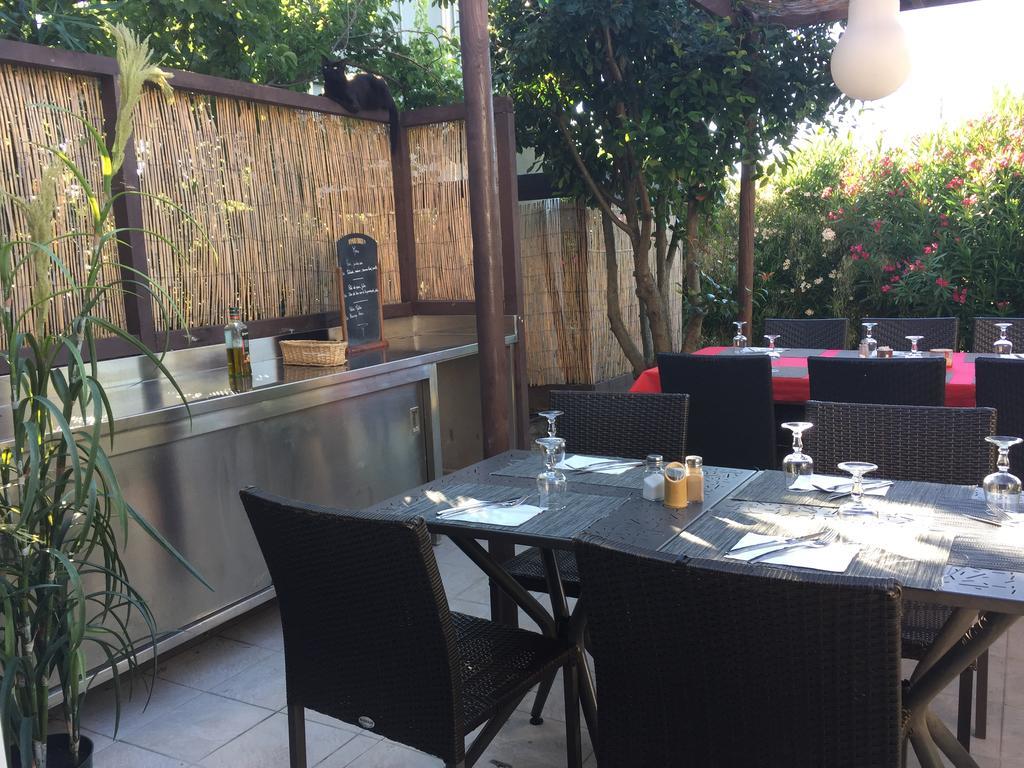 Fasthotel Nimes Caissargues Exterior photo